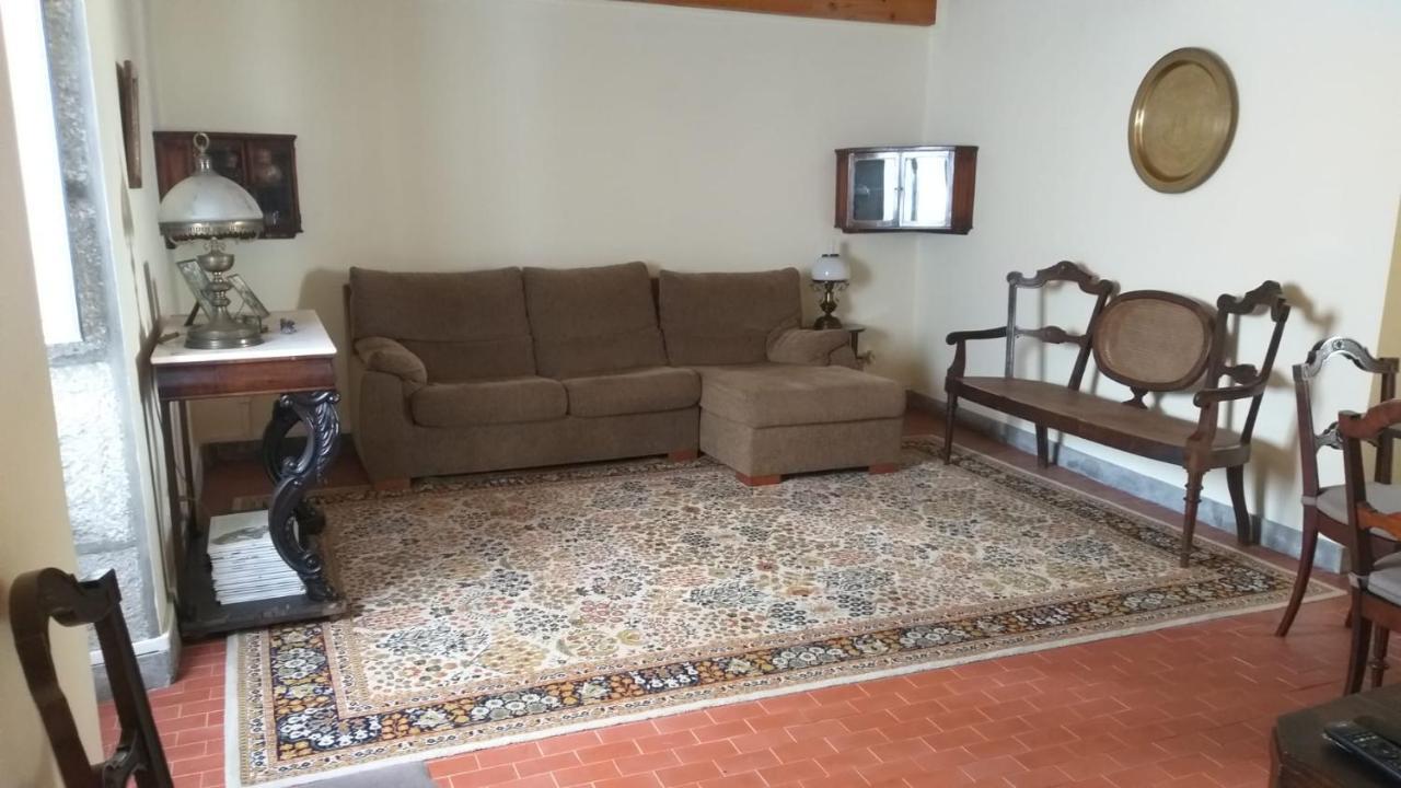 A Vista Dos Verdes Furnas  Bilik gambar